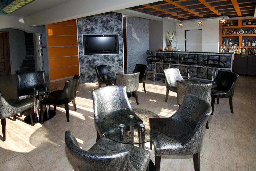 Hotel Dias Olympiakí Aktí Buitenkant foto
