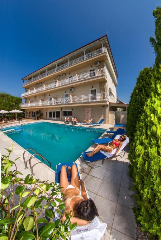 Hotel Dias Olympiakí Aktí Buitenkant foto